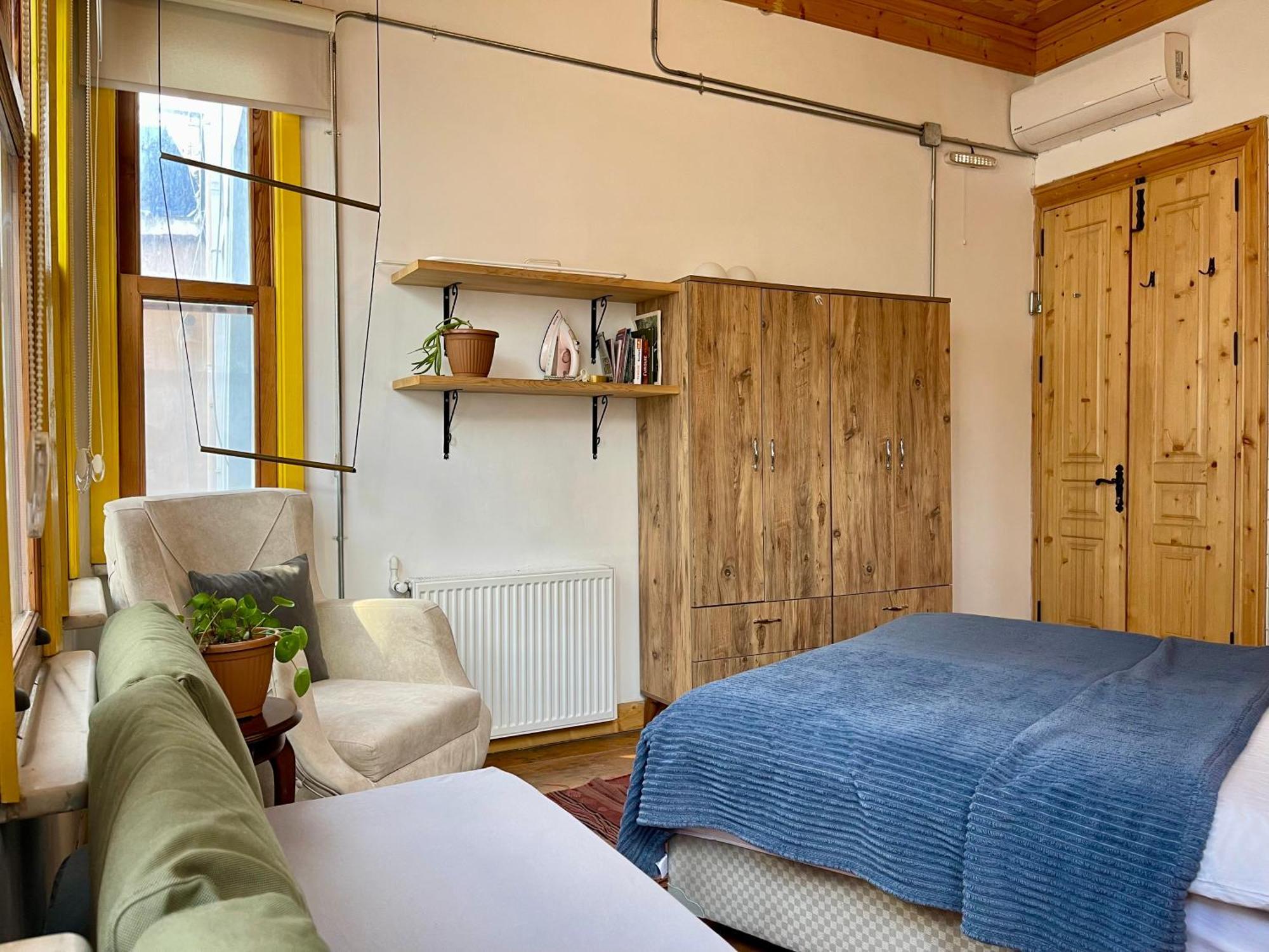 Apartment Balat Homes